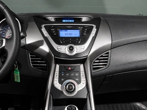 Седан Hyundai Elantra 2011 года, 848000 рублей, Тверь