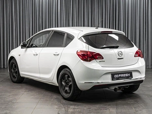 Хетчбэк Opel Astra 2013 года, 768000 рублей, Ставрополь