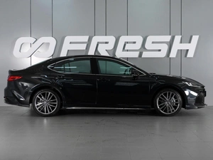 Седан Toyota Camry 2026 года, 4355000 рублей, Красный Пахарь