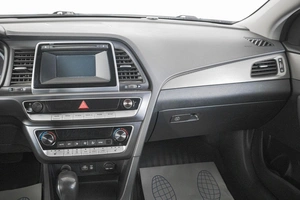 Седан Hyundai Sonata 2018 года, 1449000 рублей, Кемерово