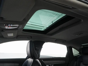 Седан Volvo S90 2023 года, 4599050 рублей, Москва