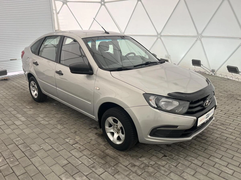 Лифтбек ВАЗ (LADA) Granta 2019 года, 600000 рублей, Клинцы