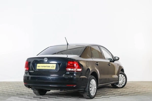 Седан Volkswagen Polo 2016 года, 839000 рублей, Тюмень