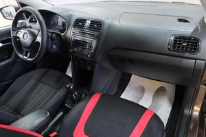 Седан Volkswagen Polo 2019 года, 799000 рублей, Омск