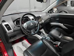 Внедорожник Mitsubishi Outlander 2008 года, 945000 рублей, Красноярск