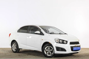Седан Chevrolet Aveo 2013 года, 859000 рублей, Тюмень