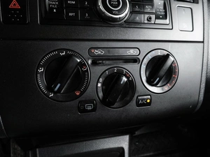 Хетчбэк Nissan Tiida 2010 года, 814000 рублей, Воронеж