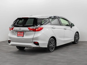 Универсал Honda Shuttle 2017 года, 1350000 рублей, Красноярск