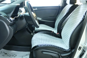 Хетчбэк Hyundai Solaris 2013 года, 919000 рублей, Омск