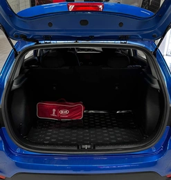 Хетчбэк Kia Rio X-Line 2019 года, 1437000 рублей, Красноярск