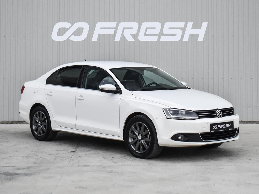 Седан Volkswagen Jetta 2011 года, 990000 рублей, Краснодар