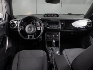 Хетчбэк Volkswagen Beetle 2014 года, 1599000 рублей, Тюмень