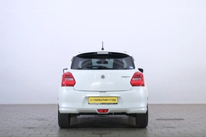 Хетчбэк Suzuki Swift 2018 года, 1189000 рублей, Омск
