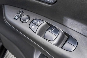 Минивэн Nissan Serena 2016 года, 1989000 рублей, Барнаул