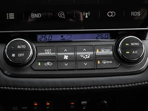 Внедорожник Toyota RAV4 2013 года, 1729000 рублей, Кирилловка