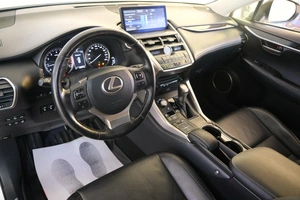 Внедорожник Lexus NX 2015 года, 3449000 рублей, Омск