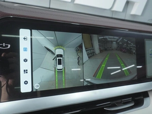 Внедорожник Geely Monjaro 2023 года, 3600000 рублей, Ростов-на-Дону