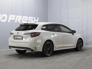 Универсал Toyota Corolla 2019 года, 1780000 рублей, Омск