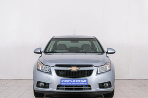 Седан Chevrolet Cruze 2010 года, 639000 рублей, Красноярск