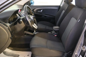 Хетчбэк Kia Ceed 2011 года, 569000 рублей, Омск