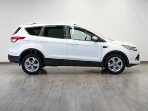 Внедорожник Ford Kuga 2013 года, 1059000 рублей, Саратов