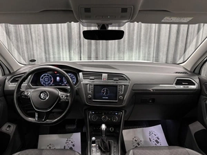 Внедорожник Volkswagen Tiguan 2016 года, 2149000 рублей, Красноярск