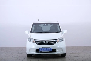 Минивэн Honda Freed 2014 года, 1399000 рублей, Омск