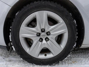 Хетчбэк Opel Astra GTC 2012 года, 879000 рублей, Саратов