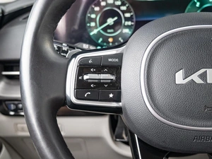 Минивэн Kia Carnival 2023 года, 4630000 рублей, Краснодар