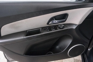 Хетчбэк Chevrolet Cruze 2013 года, 829000 рублей, Красноярск