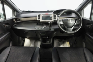 Минивэн Honda Freed 2010 года, 999000 рублей, Новосибирск