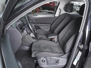 Внедорожник Volkswagen Tiguan 2017 года, 1930000 рублей, Ростов-на-Дону