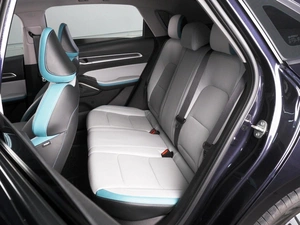 Седан Geely Emgrand 2023 года, 1779000 рублей, Красный Пахарь