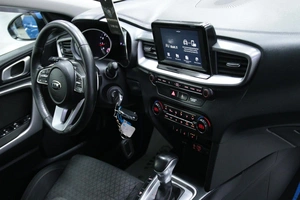 Хетчбэк Kia Ceed 2019 года, 1558000 рублей, Солонцы