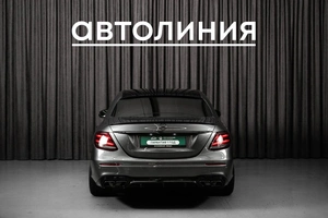 Седан Mercedes-benz E-класс 2018 года, 4100000 рублей, Красноярск