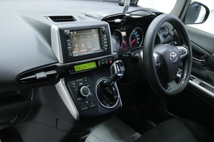 Минивэн Toyota Wish 2009 года, 1318000 рублей, Солонцы