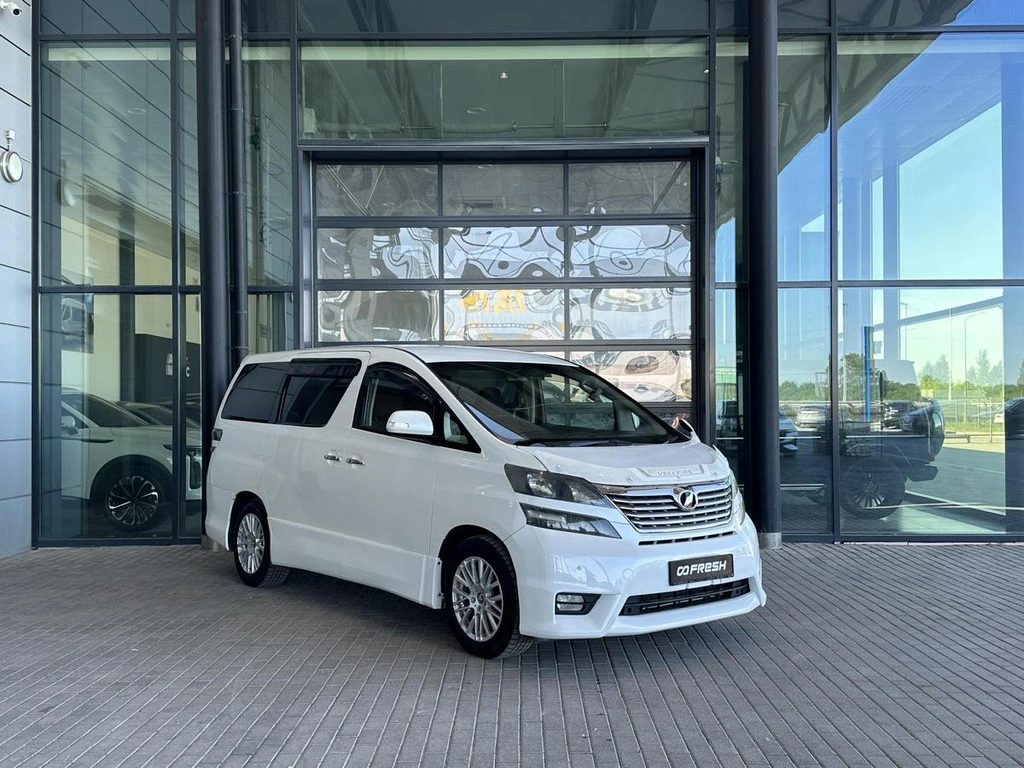 Минивэн Toyota Vellfire 2010 года, 2190000 рублей, Уфа