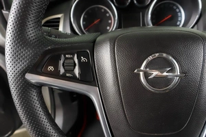 Хетчбэк Opel Astra 2012 года, 629000 рублей, Пермь