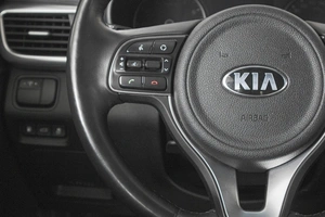 Седан Kia Optima 2018 года, 1949000 рублей, Кемерово