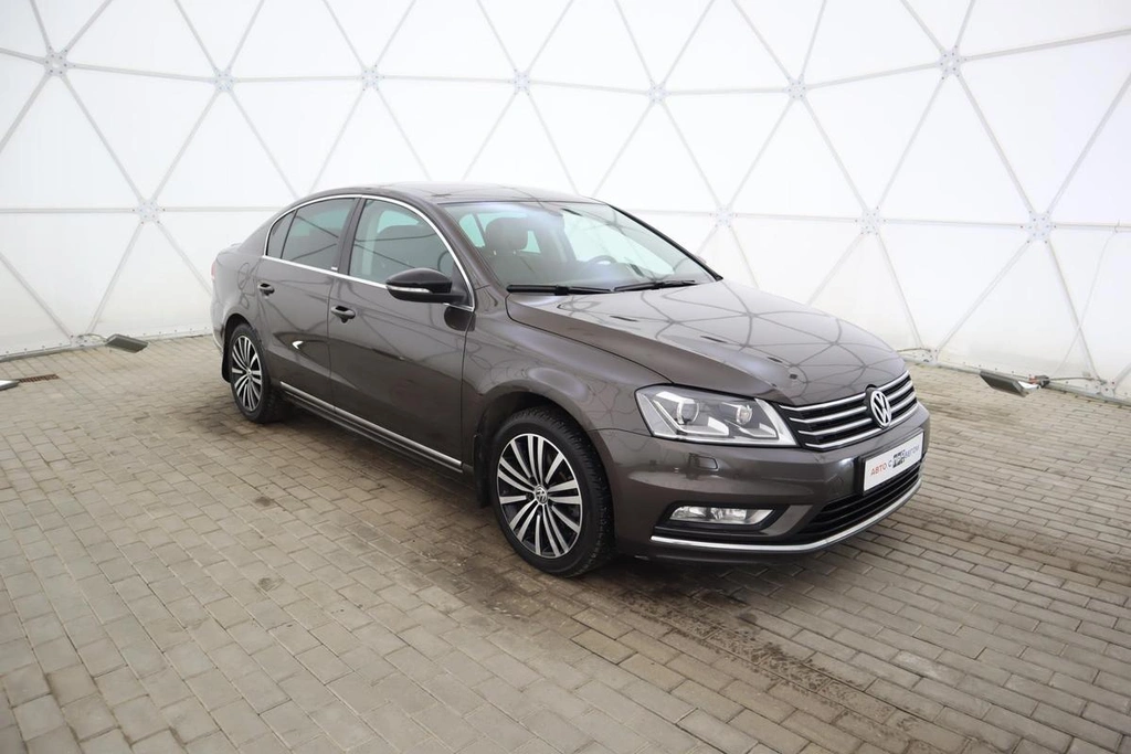 Седан Volkswagen Passat 2014 года, 1449000 рублей, Обнинск
