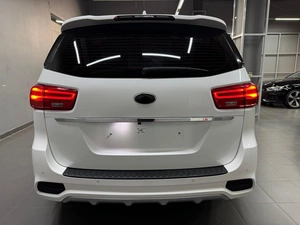 Минивэн Kia Carnival 2019 года, 2697000 рублей, Красноярск