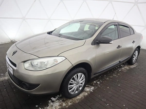 Седан Renault Fluence 2011 года, 655000 рублей, Орёл