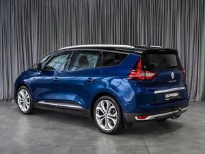 Минивэн Renault Scenic 2017 года, 1869000 рублей, Тюмень