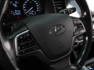 Седан Hyundai Elantra 2018 года, 1462000 рублей, Воронеж