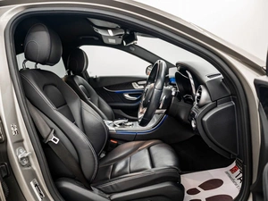 Седан Mercedes-benz C-класс 2018 года, 2700000 рублей, Красноярск