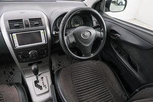 Универсал Toyota Corolla 2011 года, 889000 рублей, Красноярск
