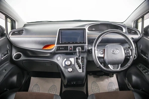 Минивэн Toyota Sienta 2020 года, 1839000 рублей, Пермь