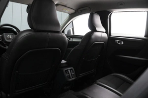 Внедорожник Volvo XC40 2018 года, 2550000 рублей, Омск