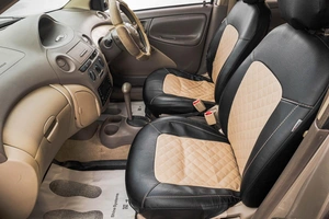 Седан Toyota Platz 2003 года, 489000 рублей, Барнаул