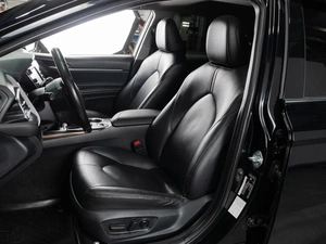 Седан Toyota Camry 2019 года, 2349000 рублей, Тюмень